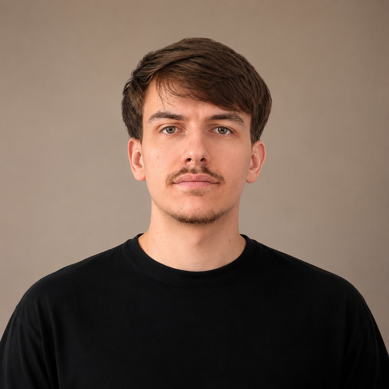 Swenn Harich, développeur web et applicatif, titulaire du BTS SIO option SLAM